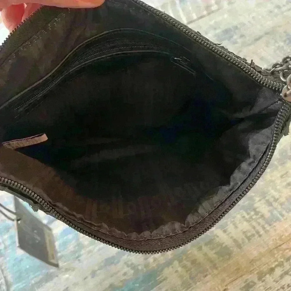 NWT Jennifer Lopez Small Handbag, Black and Gold Sequins - Picture 5 of 6